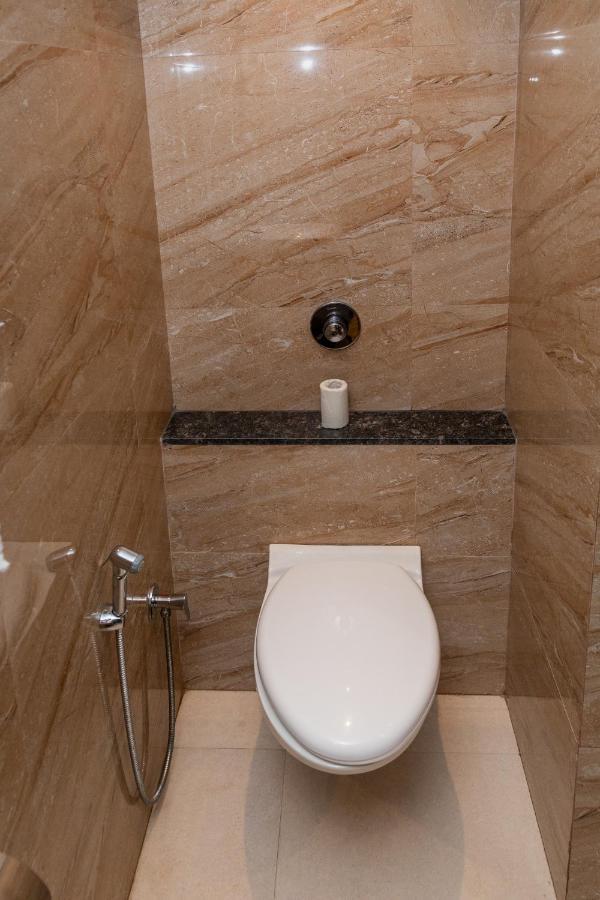 Pinnacle Grand Hotel Ahmedabad Exterior foto